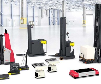 AGV i lager med tilbehør rundt